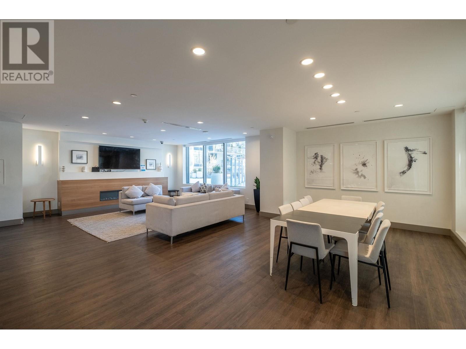 Listing Picture 29 of 40 : 3518 MARINE WAY, Vancouver / 溫哥華 - 魯藝地產 Yvonne Lu Group - MLS Medallion Club Member