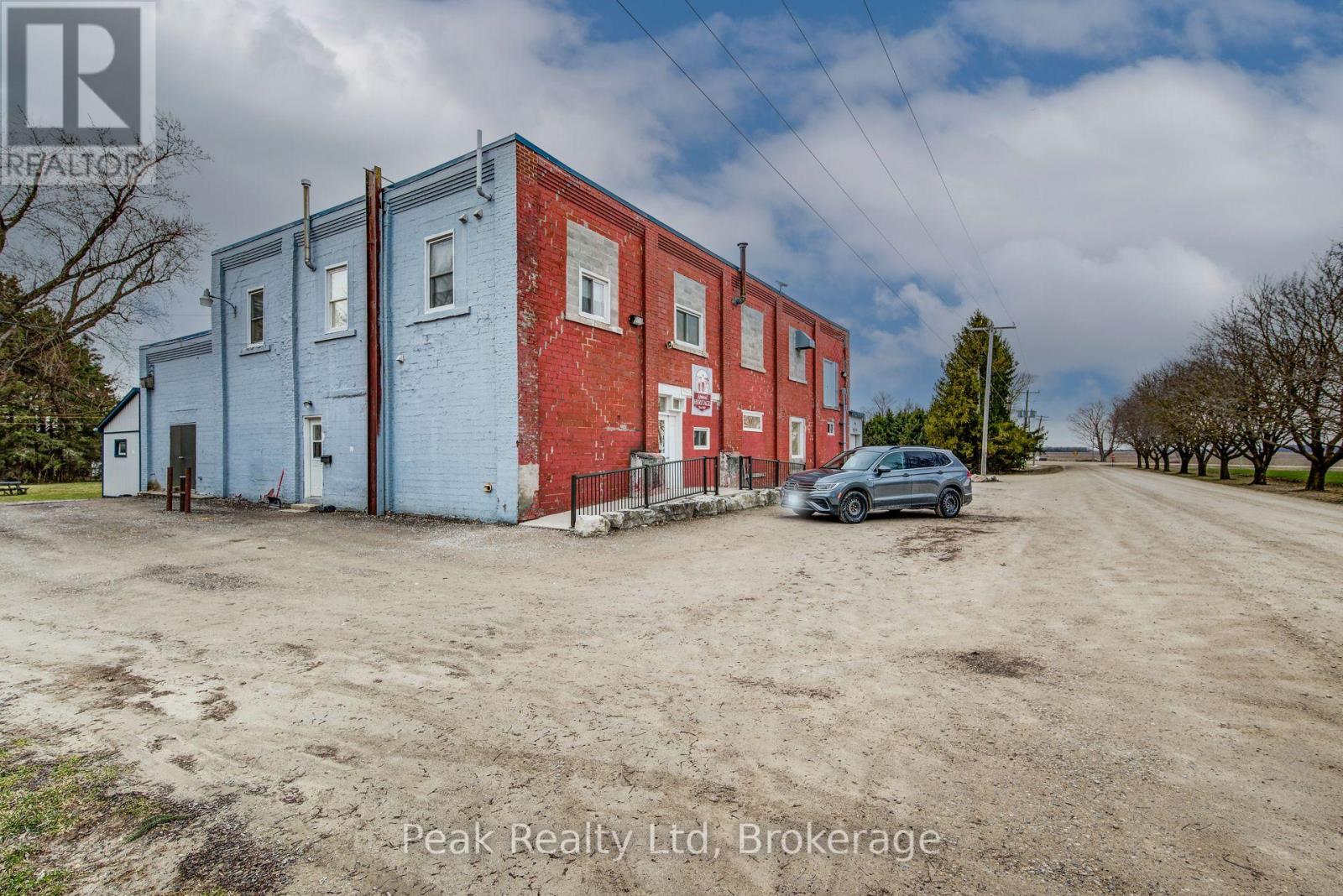 6687 Line 71 Line W, North Perth, Ontario  N0G 1B0 - Photo 31 - X12056165