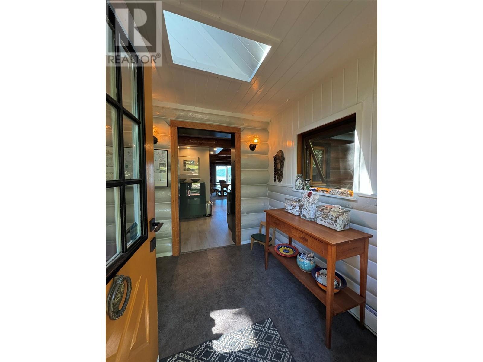 4258 31 Highway, Ainsworth, British Columbia  V0G 1A0 - Photo 2 - 10344089