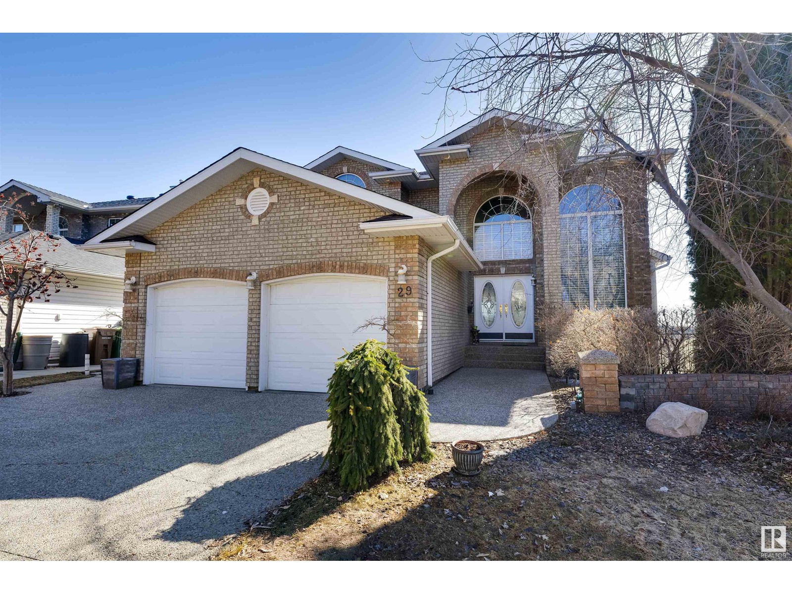 Property at 29 OAKDALE PL image 1