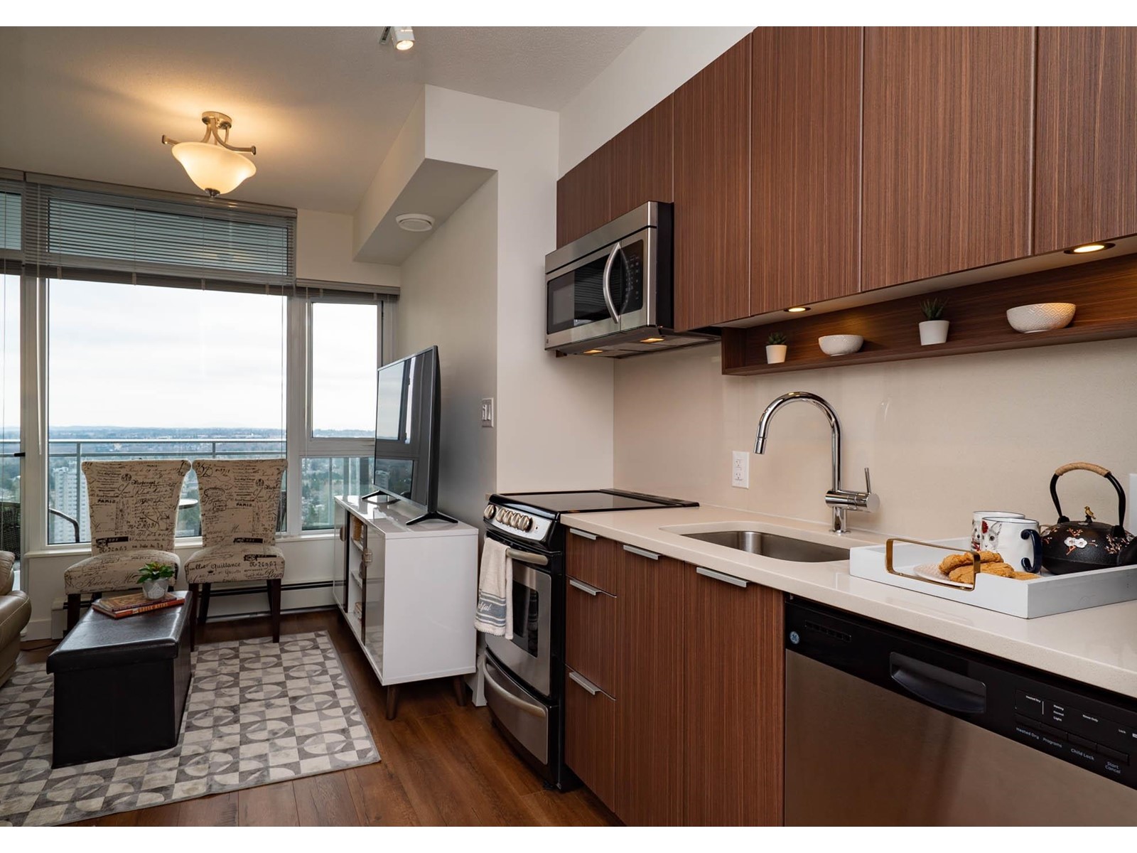 2907 13308 Central Avenue, Surrey, British Columbia  V3T 0M4 - Photo 7 - R2990266