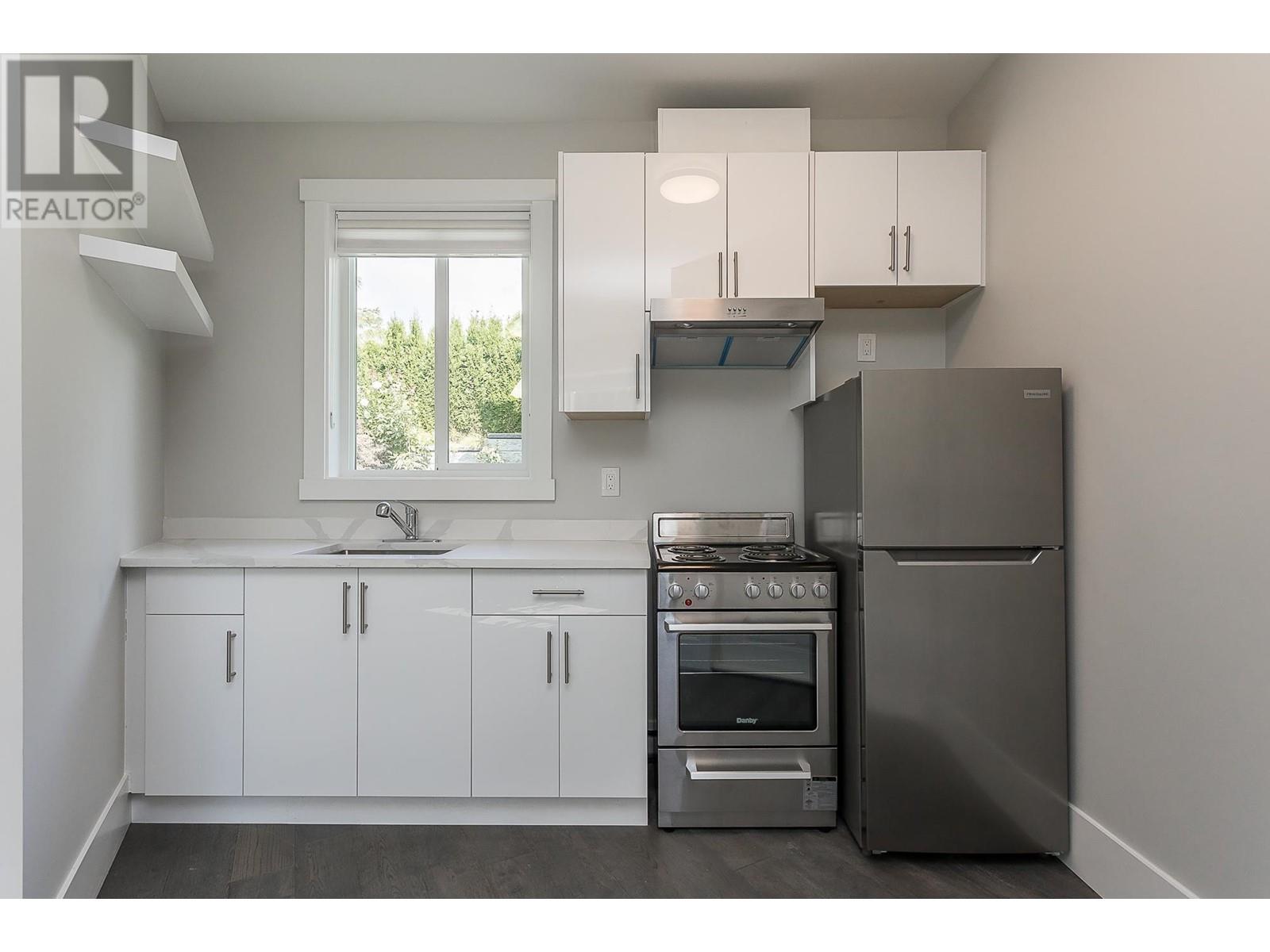 5488 Canada Way, Burnaby, British Columbia  V5E 3N3 - Photo 40 - R2989939