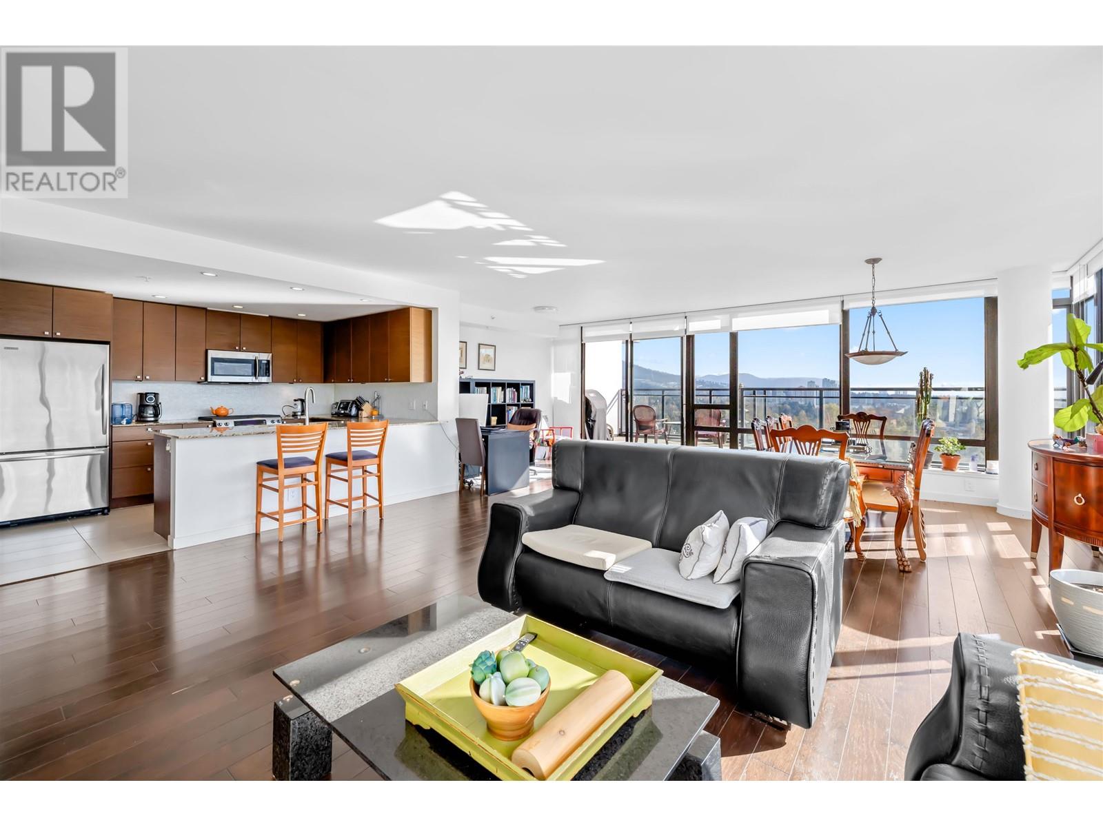 Property at 2602 400 CAPILANO ROAD image 1