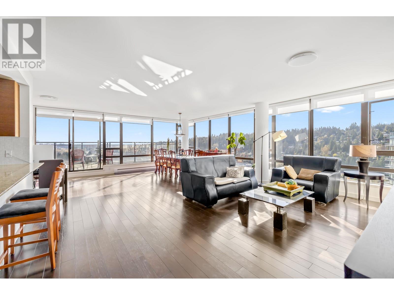 Property at 2602 400 CAPILANO ROAD image 2