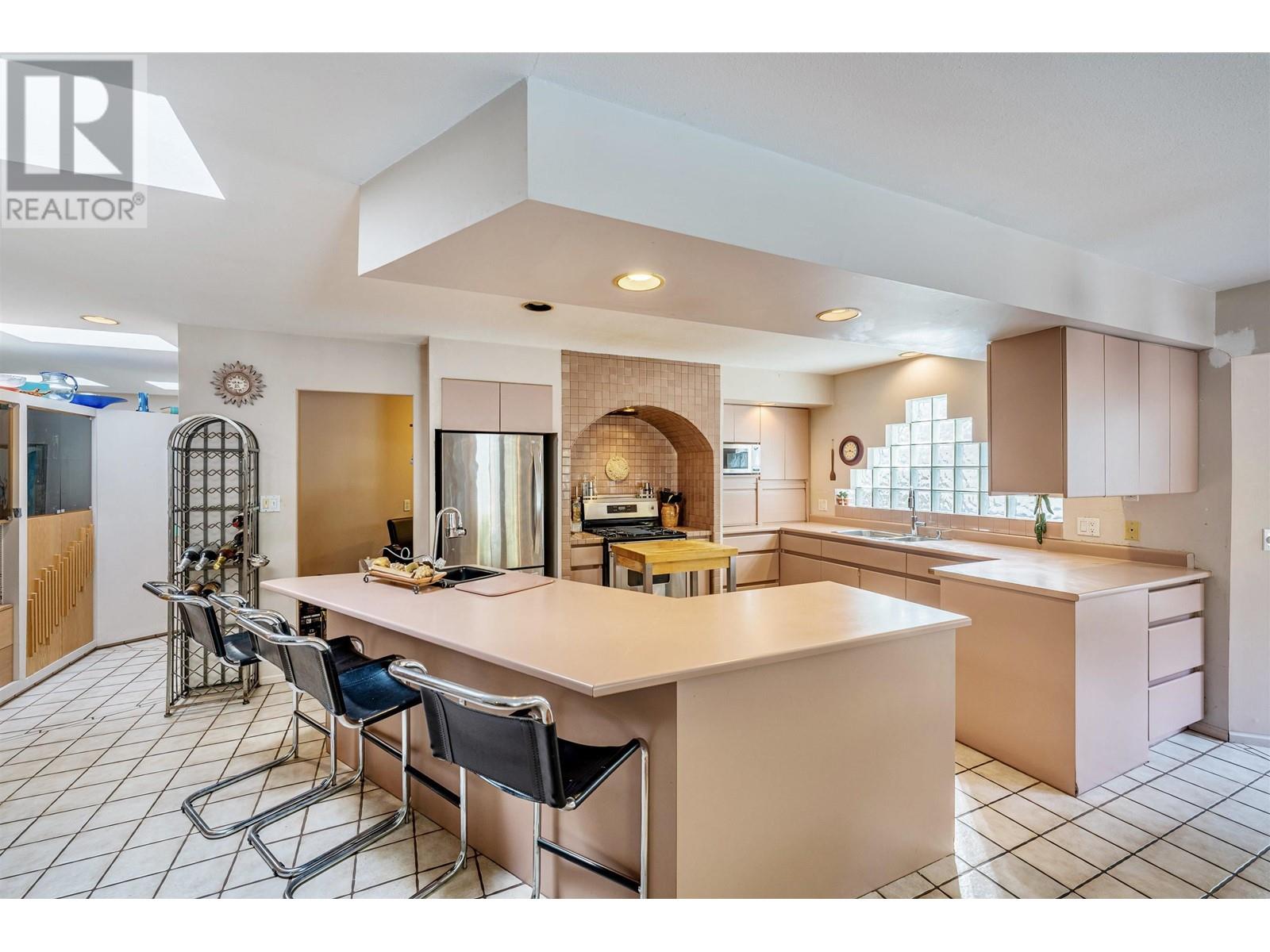Property at 3424 GASPE PLACE image 4