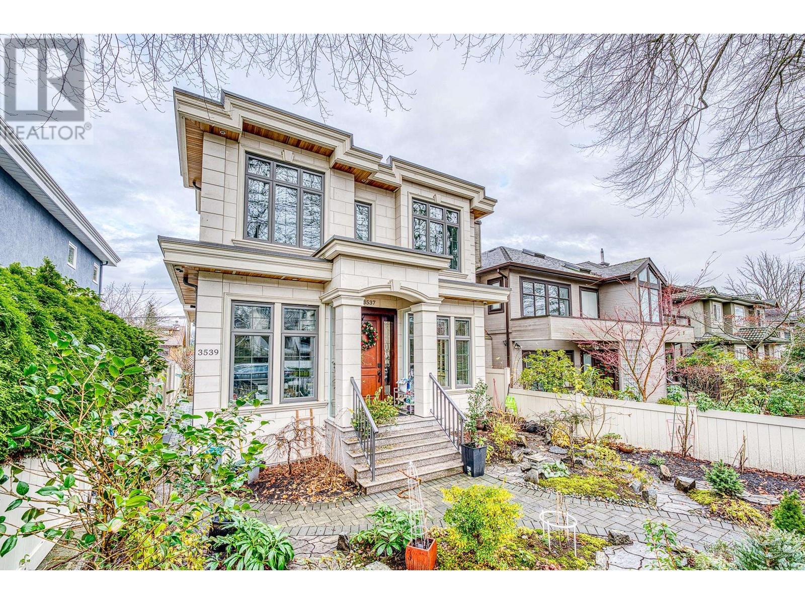 3537 W 18th Avenue, Vancouver, British Columbia  V6S 1A9 - Photo 2 - R2991753