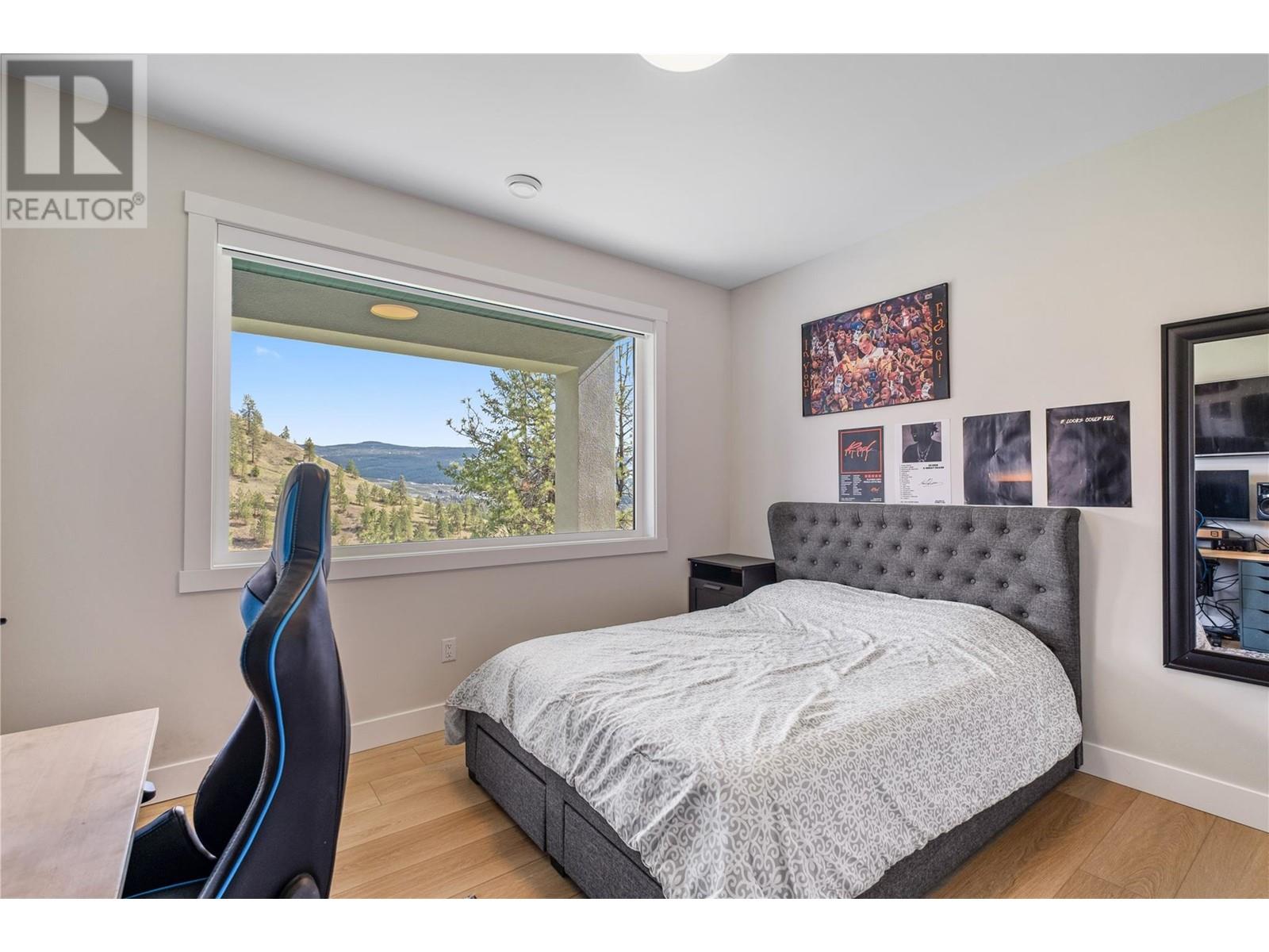Property at 965 Lochness Street image 5