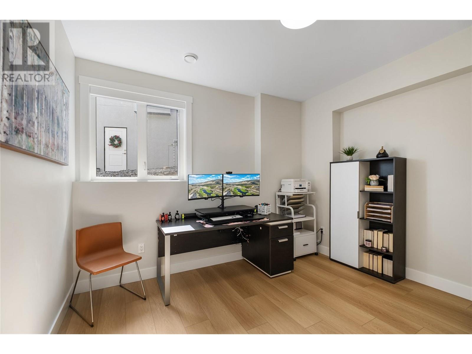 Property at 965 Lochness Street image 4