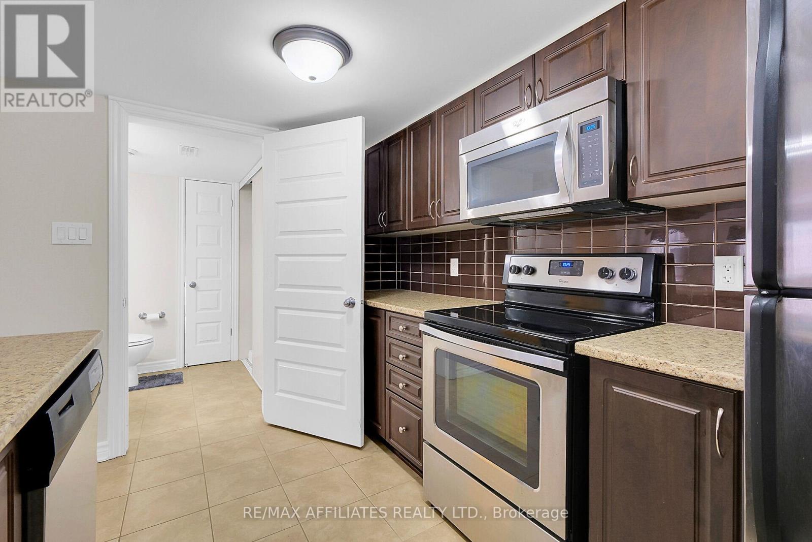 Property at B - 267 TITANIUM PRIVATE image 4
