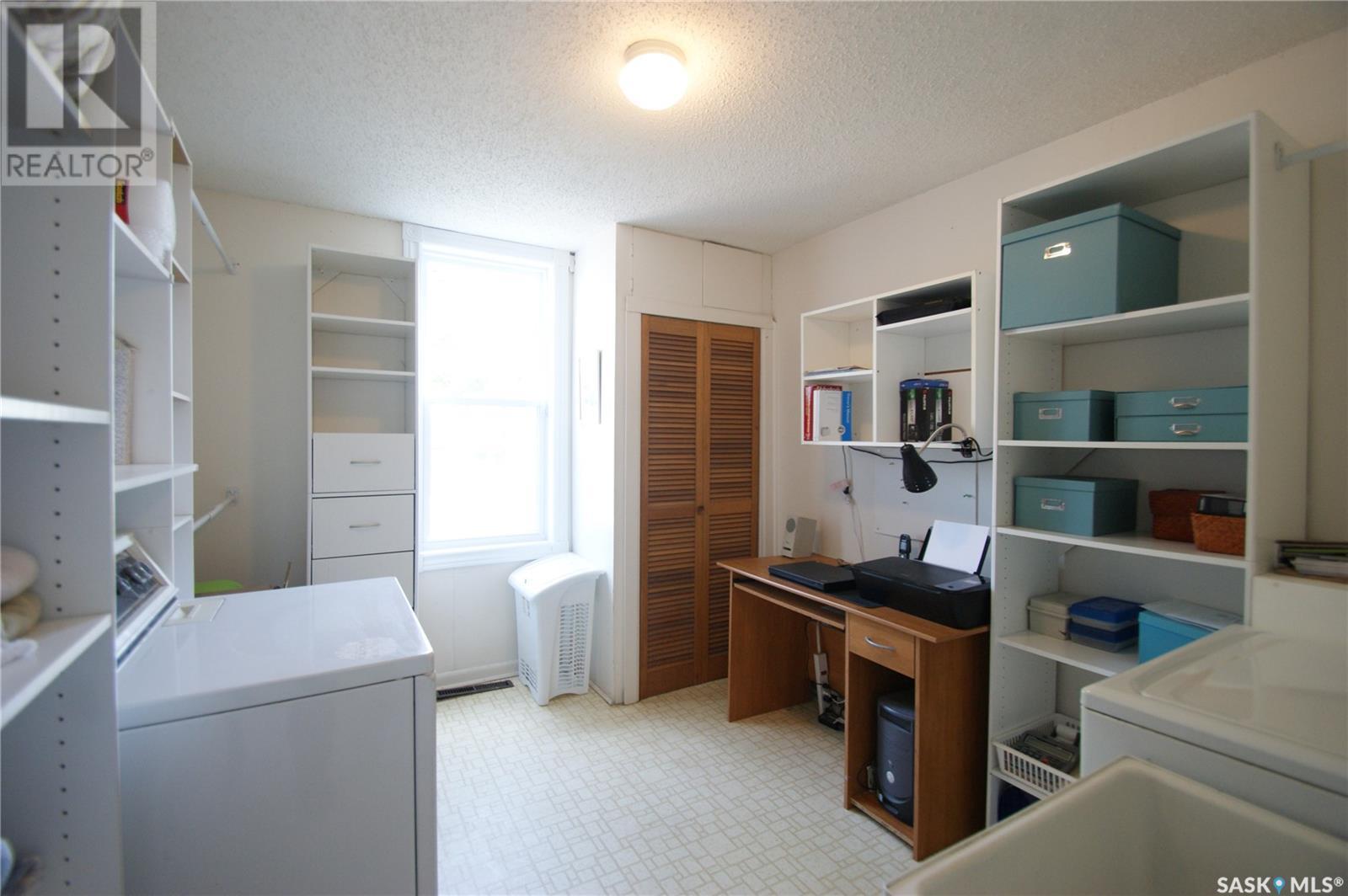 134 K Avenue S, Saskatoon, Saskatchewan  S7M 2C6 - Photo 10 - SK003043