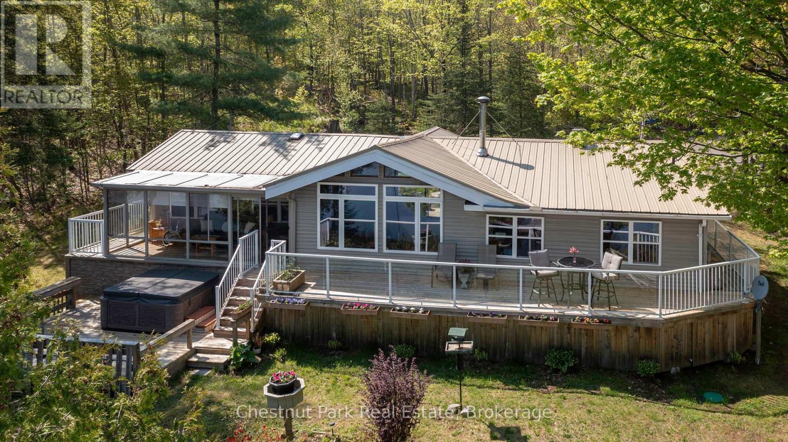 1260 Winders Bay Road, Lake Of Bays, Ontario  P0B 1A0 - Photo 2 - X12015771