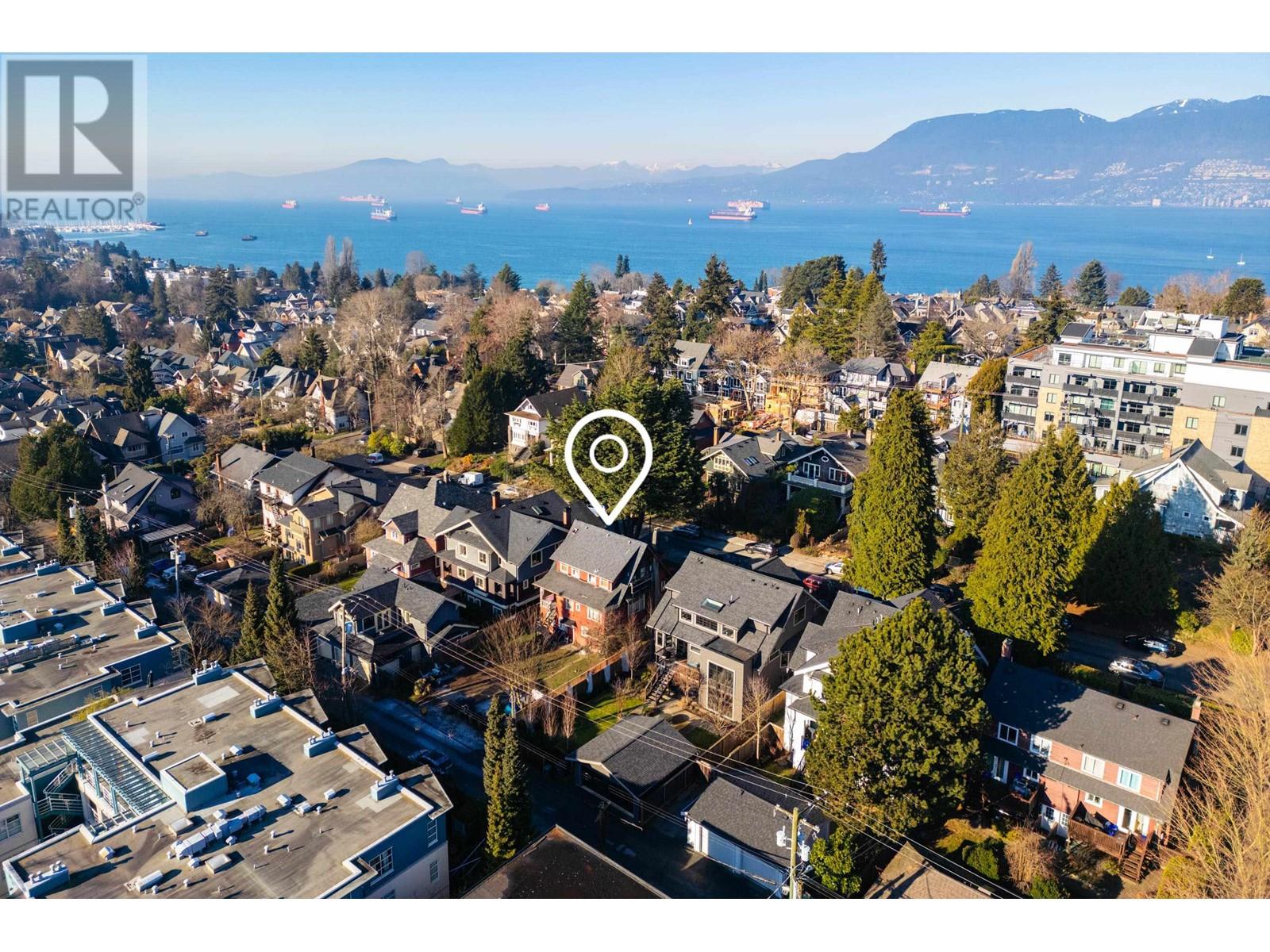 Listing Picture 5 of 22 : 2544 W 3RD AVENUE, Vancouver / 溫哥華 - 魯藝地產 Yvonne Lu Group - MLS Medallion Club Member