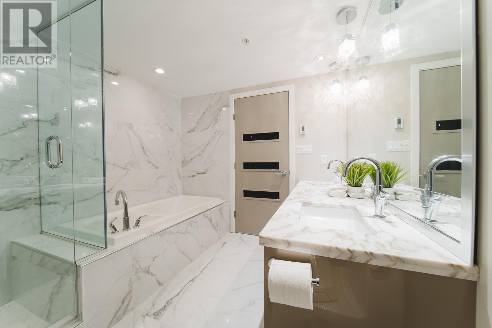 Listing Picture 10 of 37 : 2603 1205 W HASTINGS STREET, Vancouver / 溫哥華 - 魯藝地產 Yvonne Lu Group - MLS Medallion Club Member