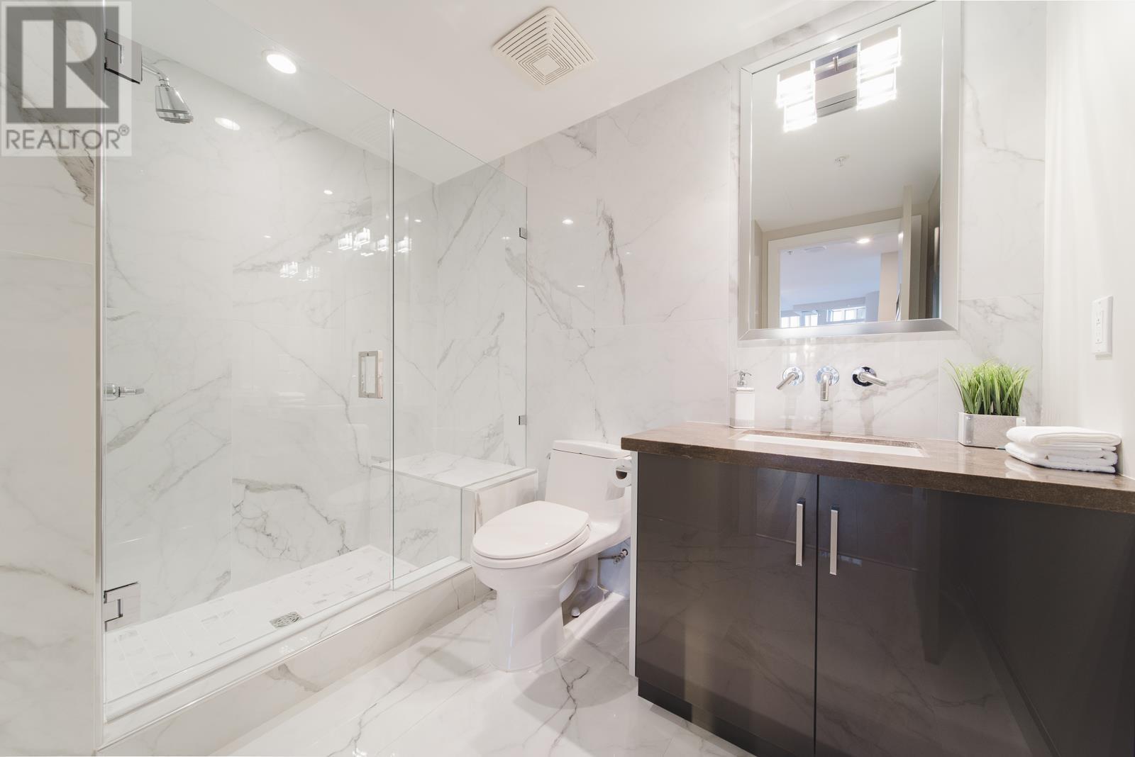 Listing Picture 15 of 37 : 2603 1205 W HASTINGS STREET, Vancouver / 溫哥華 - 魯藝地產 Yvonne Lu Group - MLS Medallion Club Member