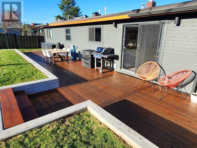 Property at 3980 JOYCE AVE image 4