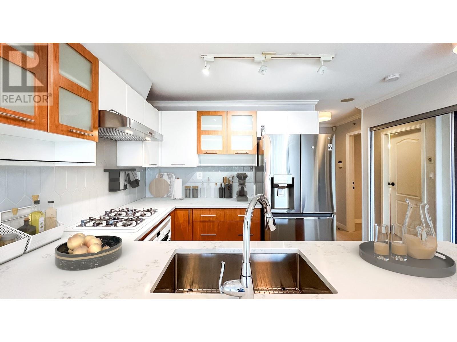 913 7831 Westminster Highway, Richmond, British Columbia  V6X 4J4 - Photo 3 - R2986975