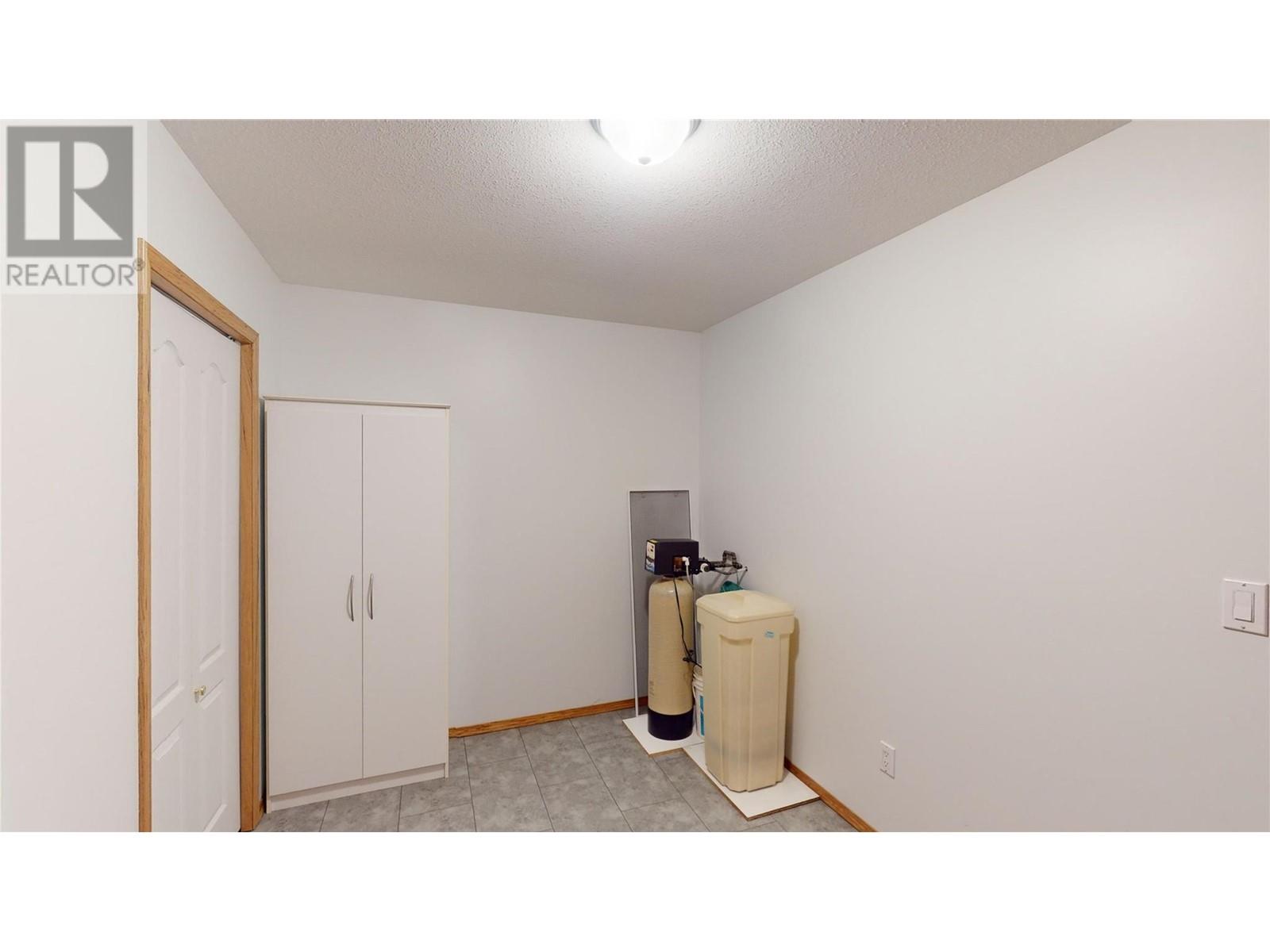 3041 Black Angus Road, Cranbrook, British Columbia  V1C 7C6 - Photo 40 - 10334226