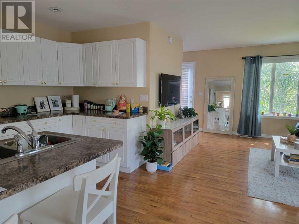Property at 11311 91 Street image 5