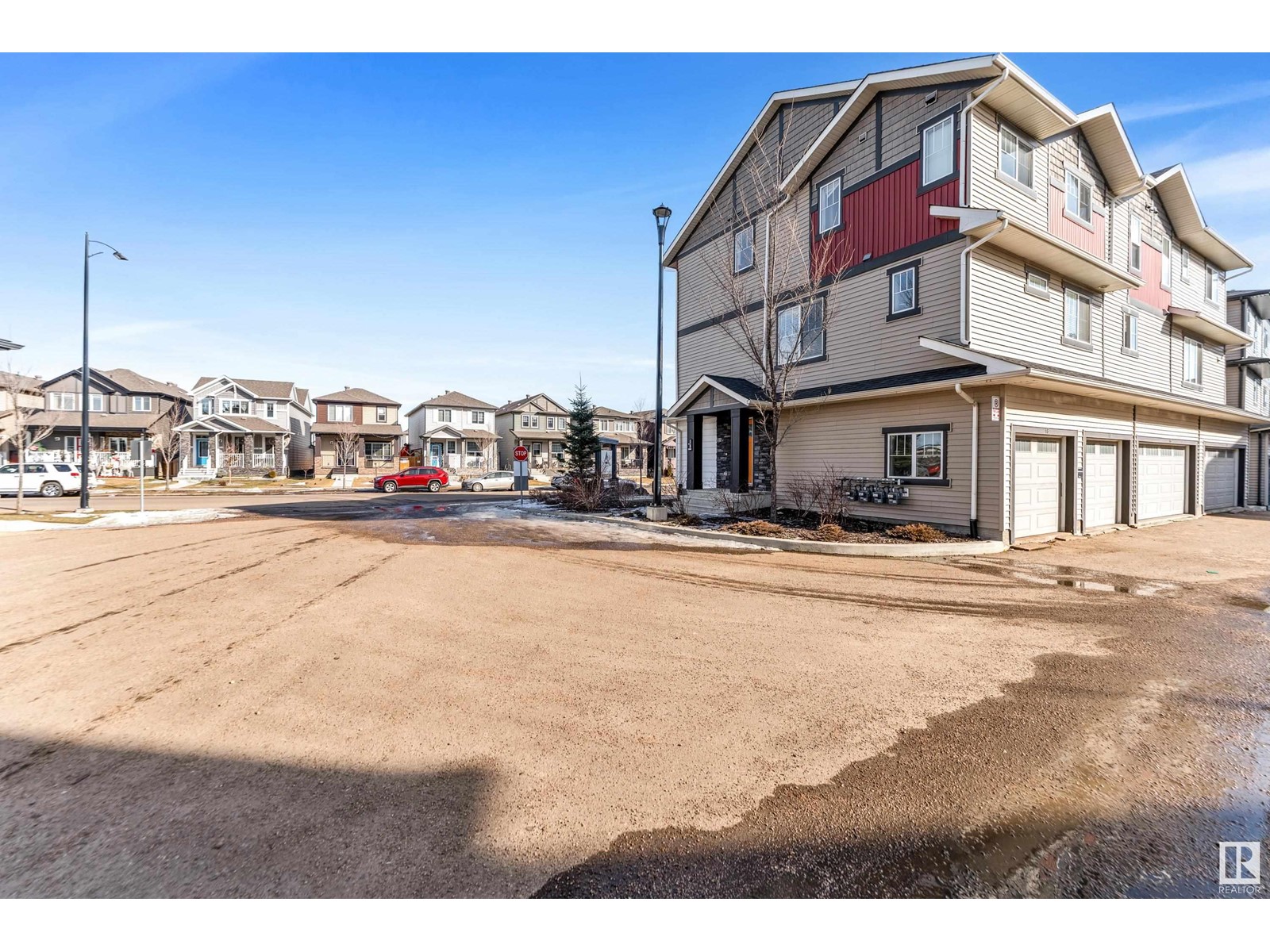 Property at #18 1530 Tamarack Blvd NW image 3