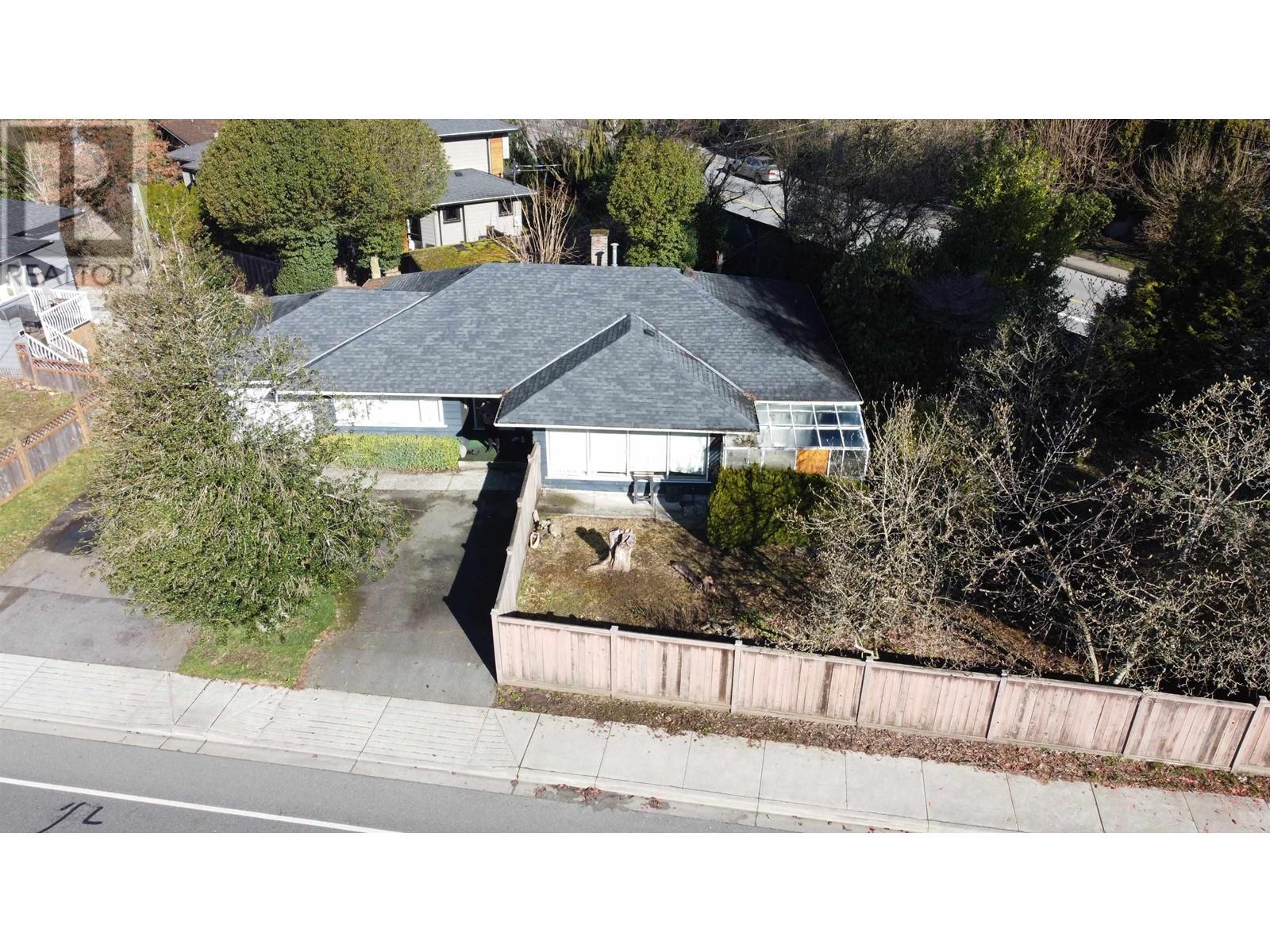 Property at 1116 RIDGEWOOD DRIVE image 5