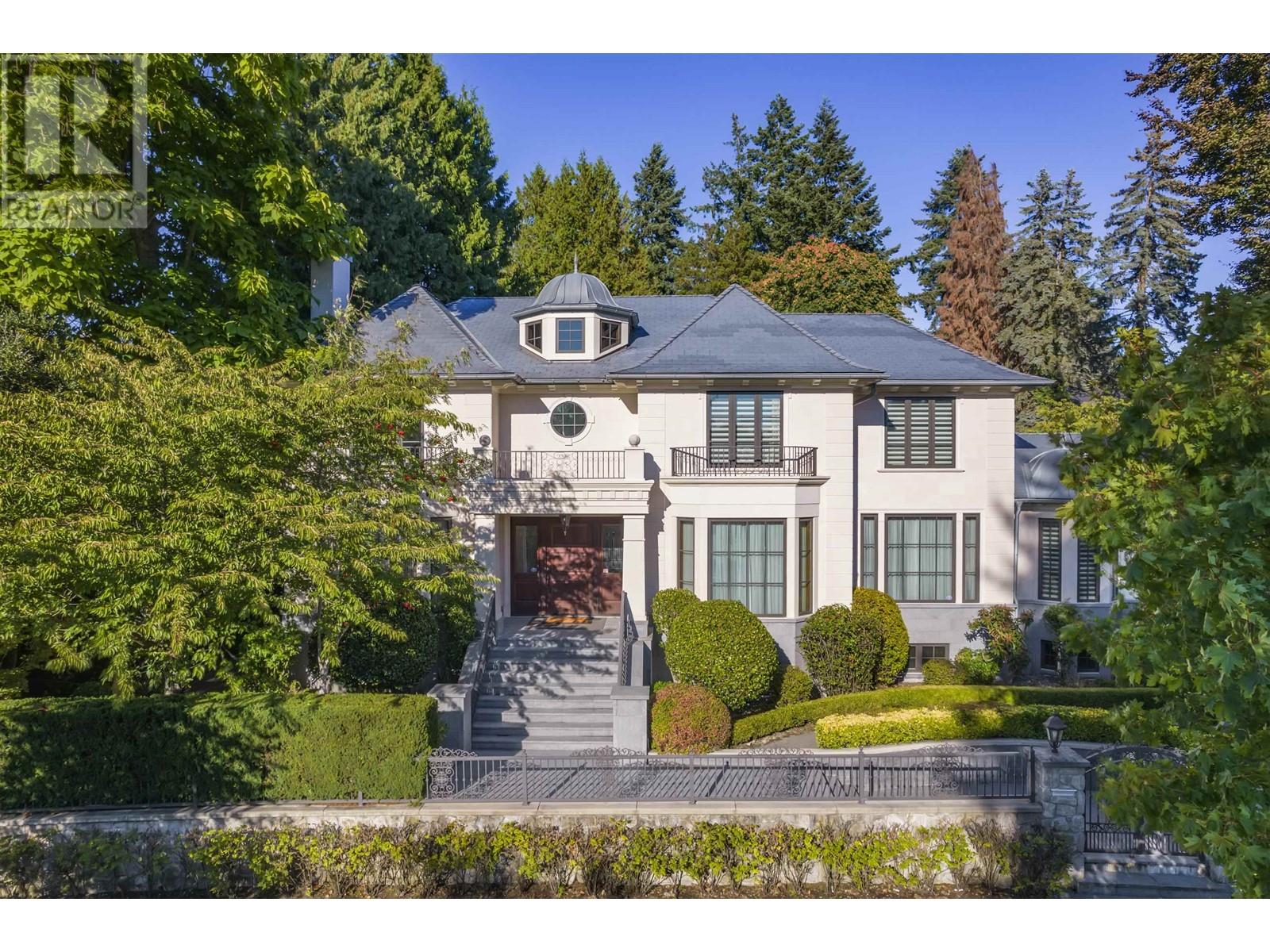 Property at 5376 CONNAUGHT DRIVE image 1