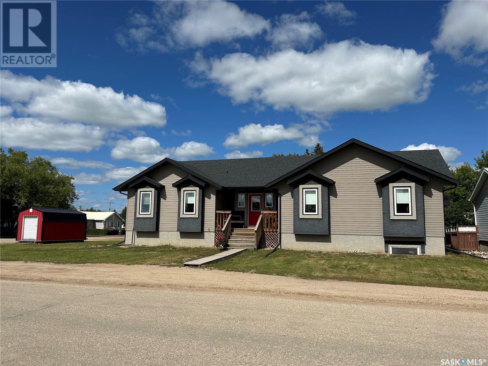 405 Second AVENUE E, Spiritwood, Saskatchewan