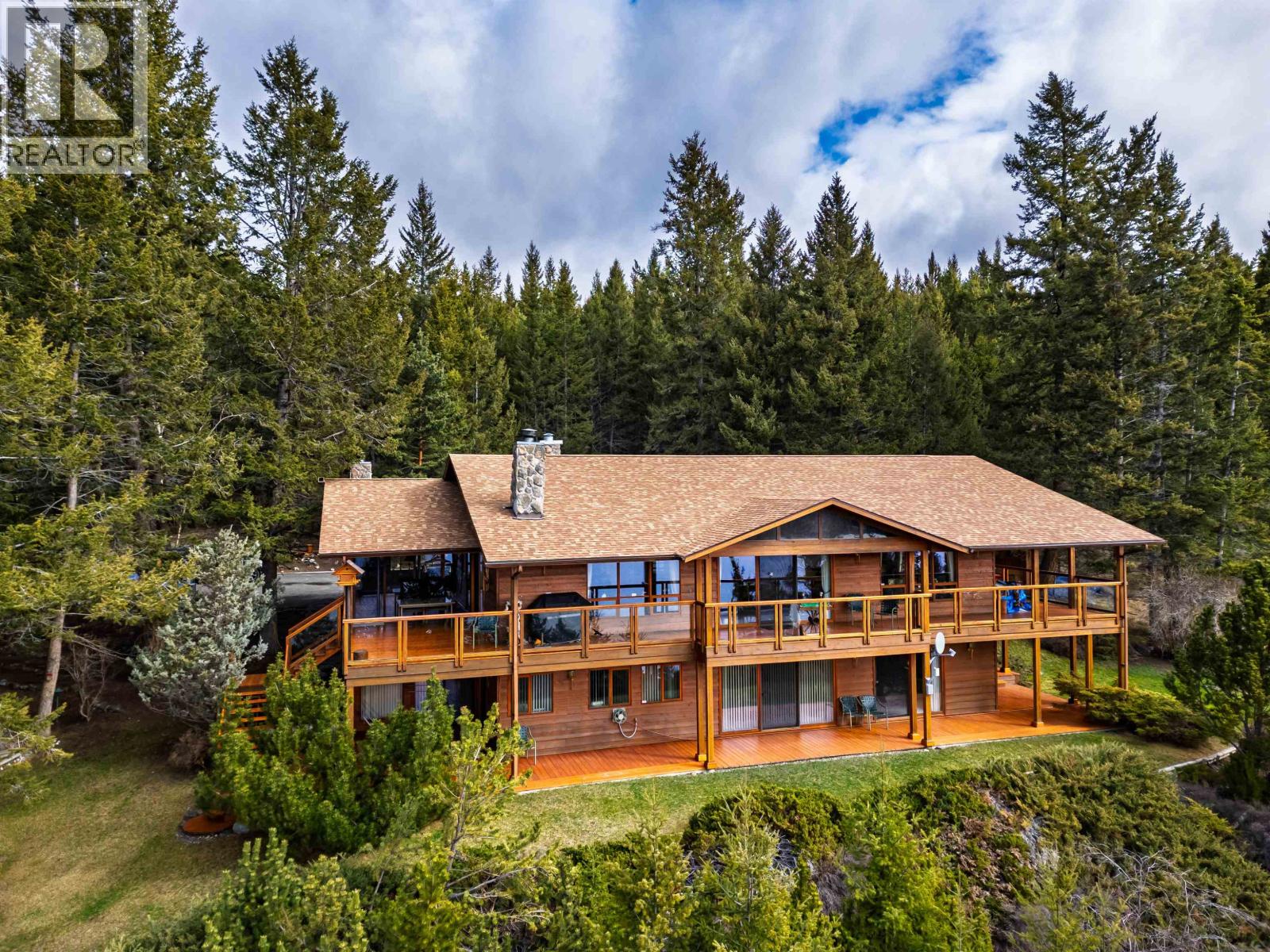 6342 NORTHSHORE DRIVE, horse lake, British Columbia V0K2E3