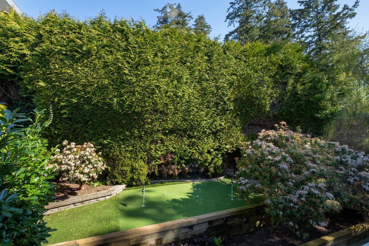 14213 Marine Drive, White Rock, British Columbia  V4B 1A9 - Photo 32 - R2991397