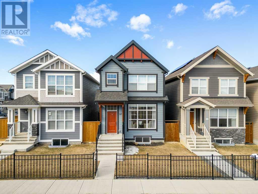 37 Magnolia Rise Se, Calgary, Alberta  T3M 2W5 - Photo 1 - A2203105