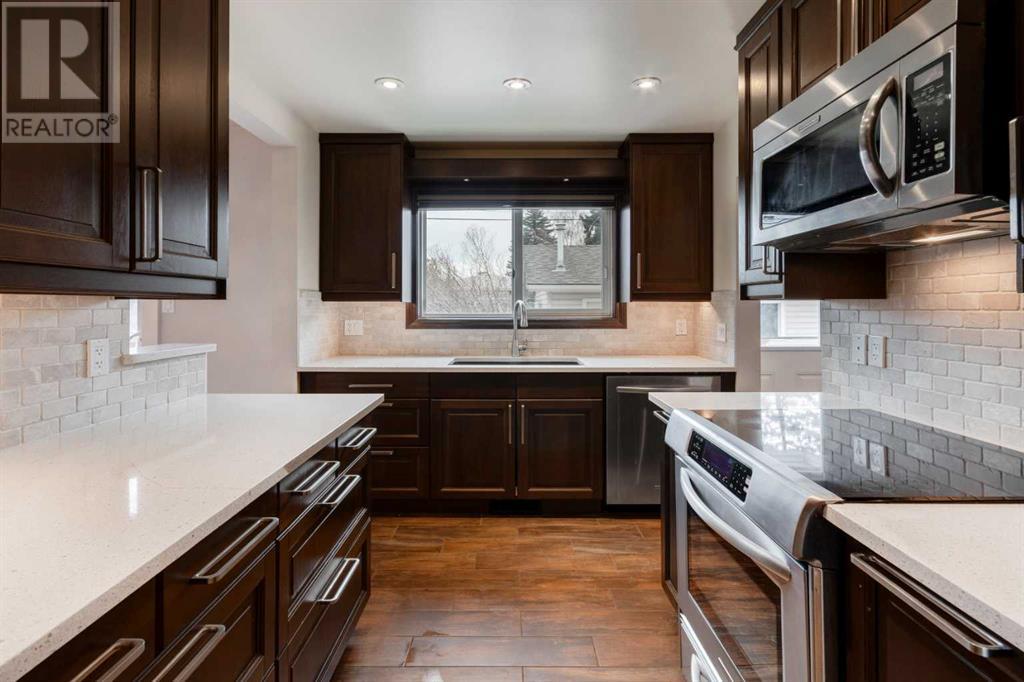 3 Holden Road Sw, Calgary, Alberta  T2V 3E7 - Photo 11 - A2210062