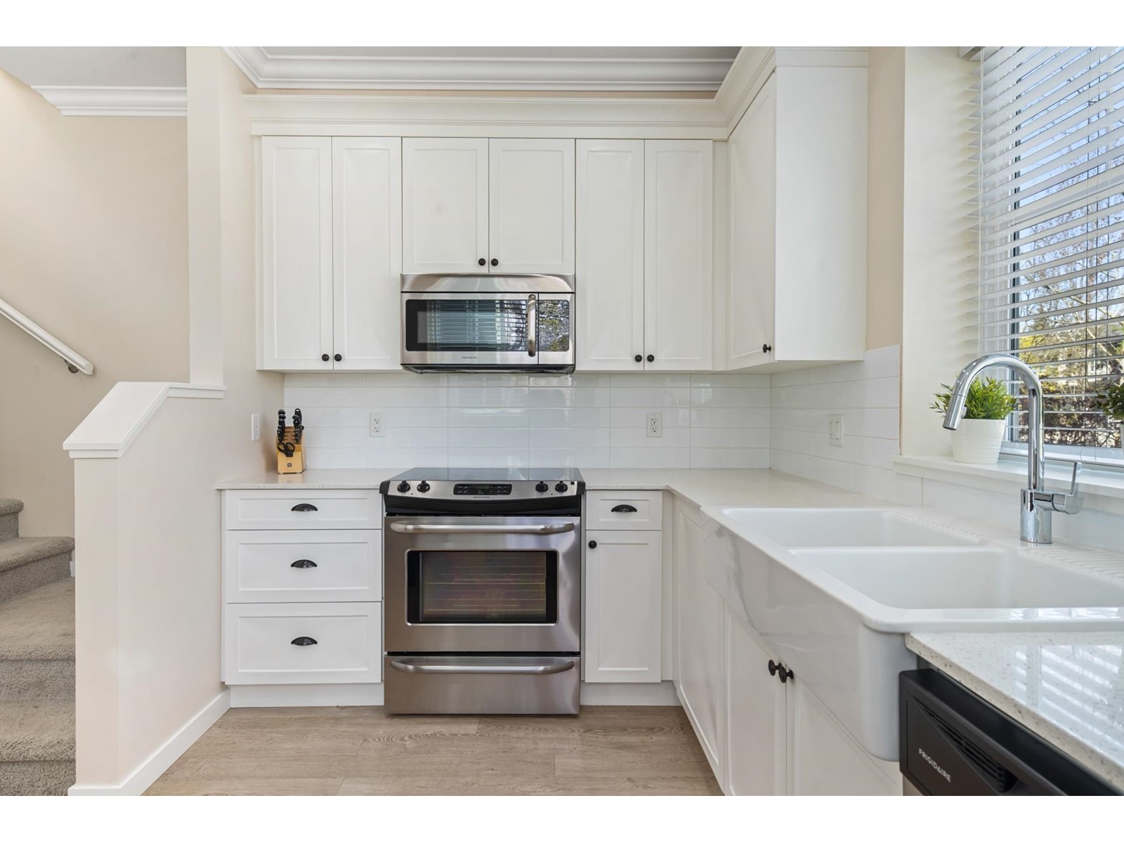 Property at 19 19128 65 AVENUE image 5