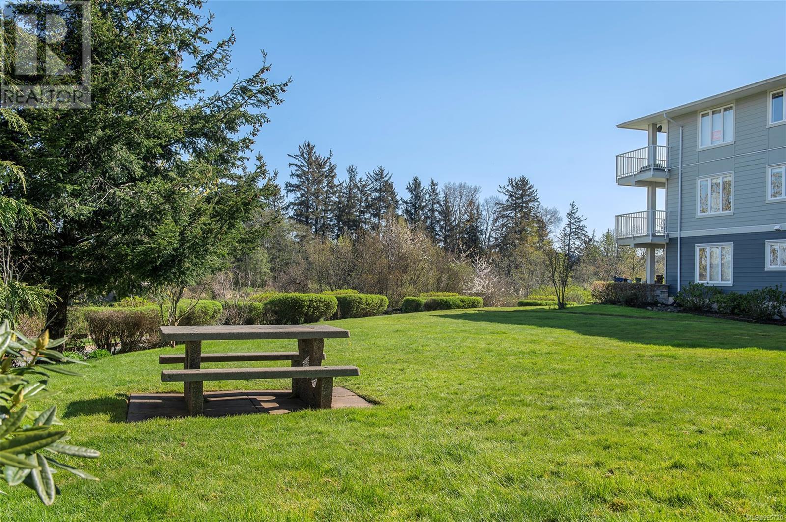 Property at 33 115 20th St image 2