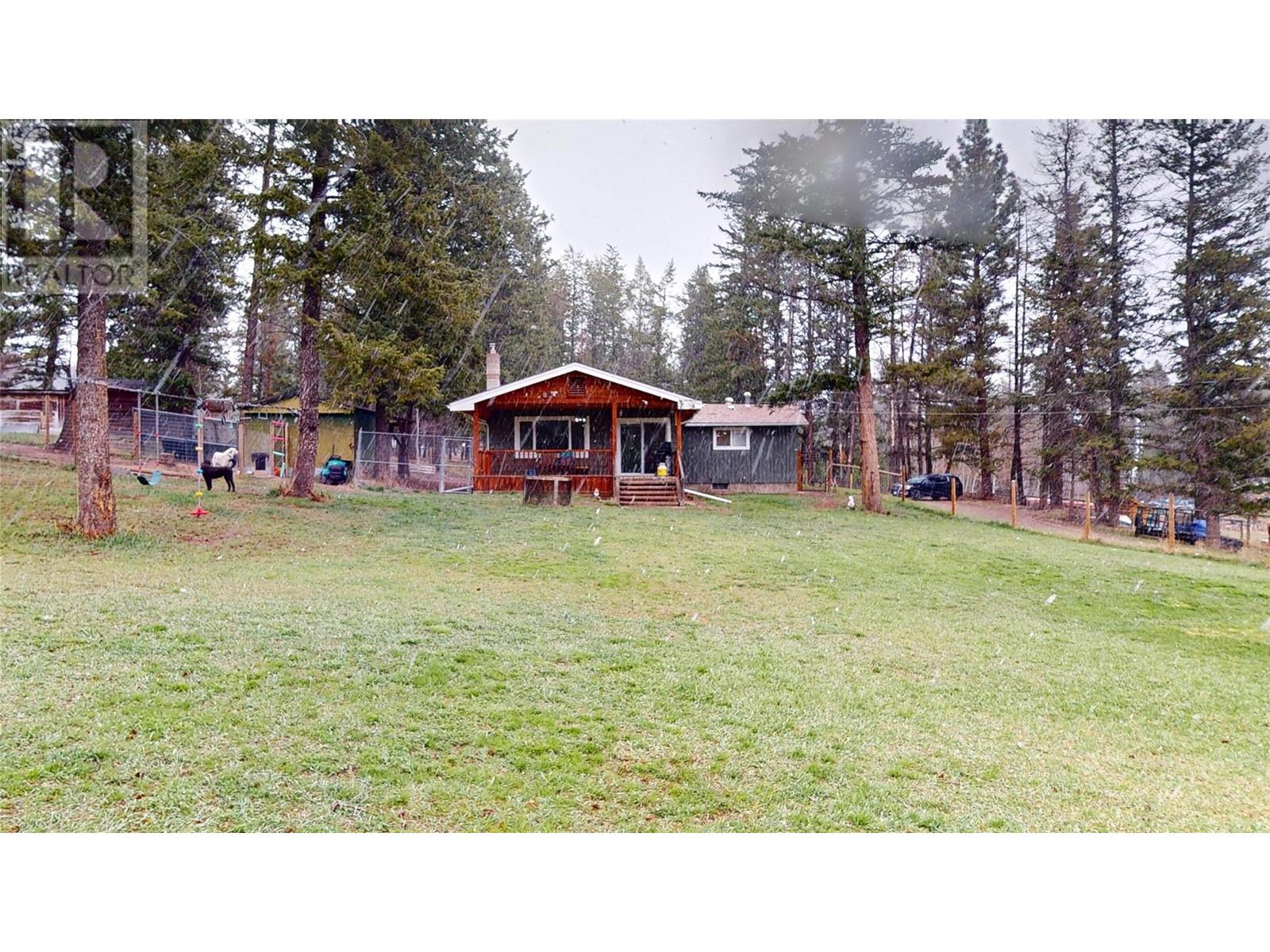 Property at 576 Borden Road image 3