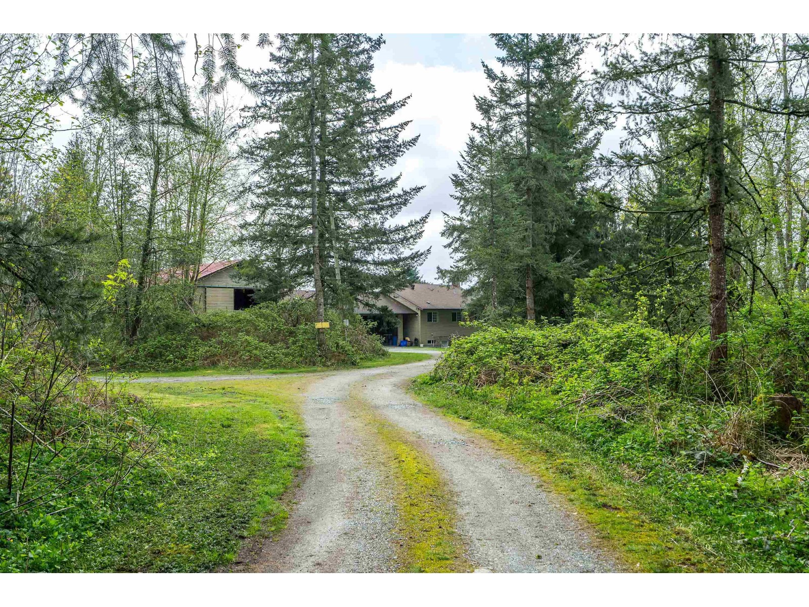 Property at 24548 21B AVENUE image 2