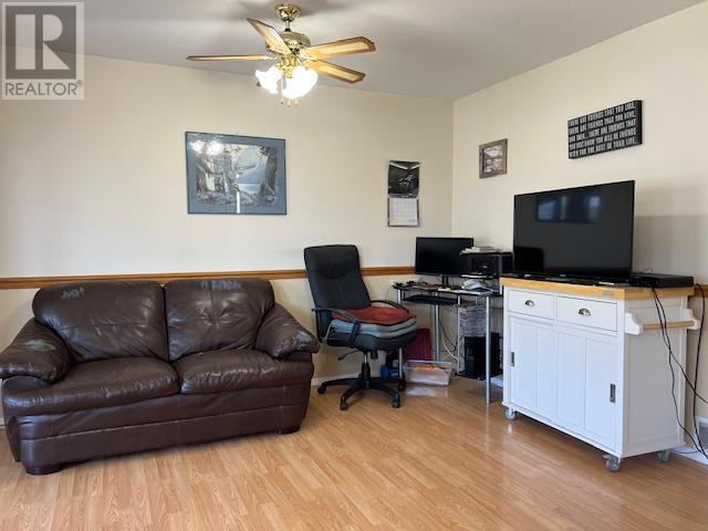 102 1st Street, Vernon, British Columbia  V1H 1Z1 - Photo 4 - 10338838