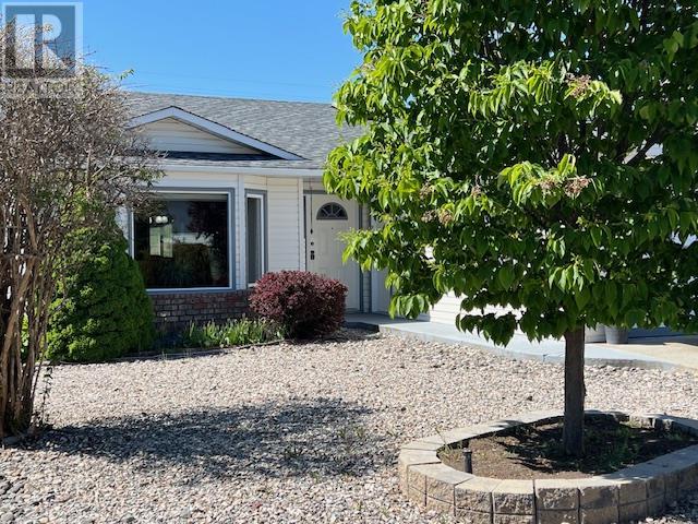 102 1st Street, Vernon, British Columbia  V1H 1Z1 - Photo 2 - 10338838