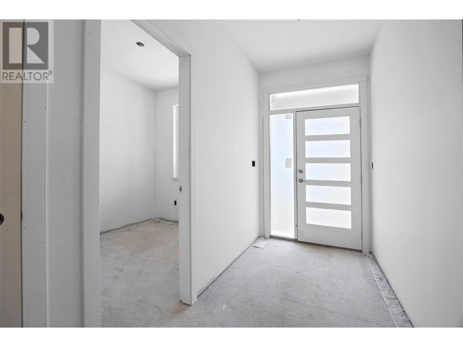 Property at 2850 Thompson Drive image 4