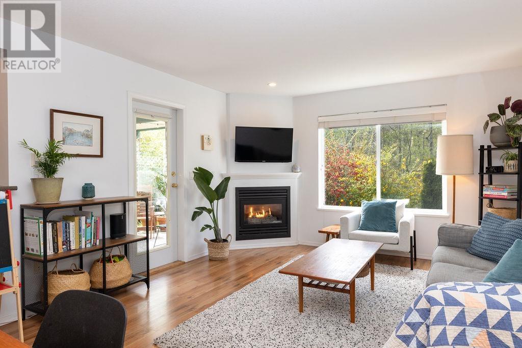 Property at 110 5711 EBBTIDE STREET image 4