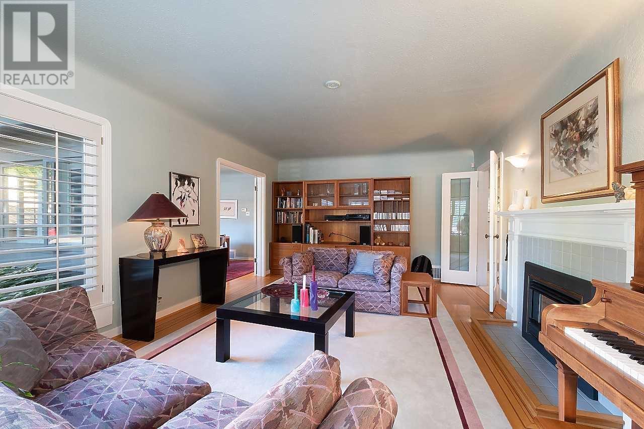 4726 W 7th Avenue, Vancouver, British Columbia  V6T 1C6 - Photo 5 - R2991817