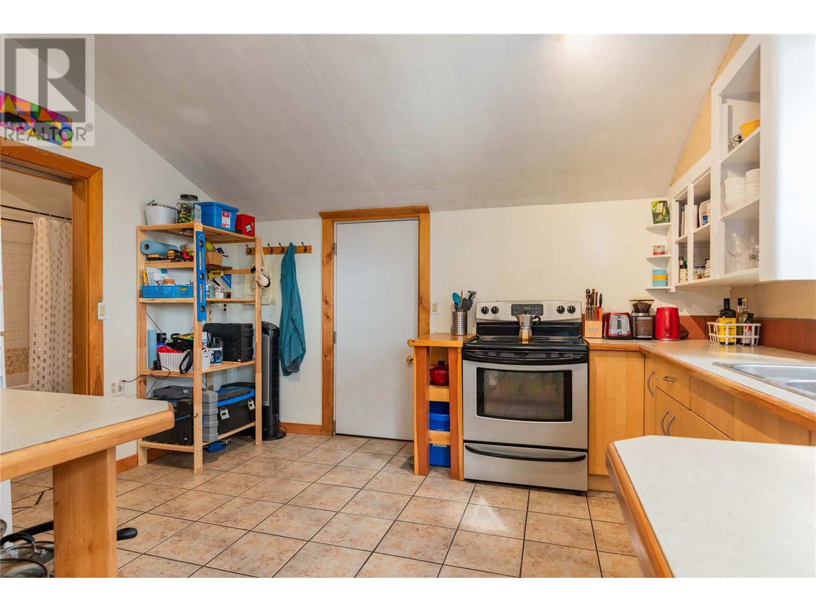 Property at 2538 Spokane Street image 4