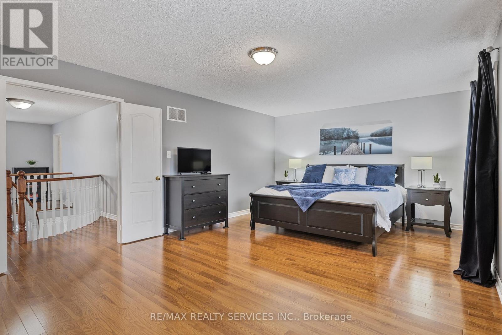 24 Royal Valley Drive, Caledon, Ontario  L7C 1B2 - Photo 32 - W12005868