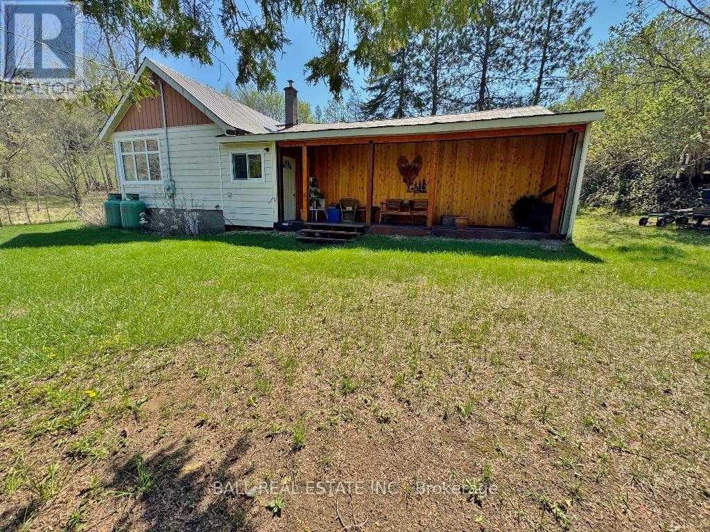145 Old L'amable Road, Bancroft (Dungannon Ward), Ontario  K0L 1C0 - Photo 3 - X12089426