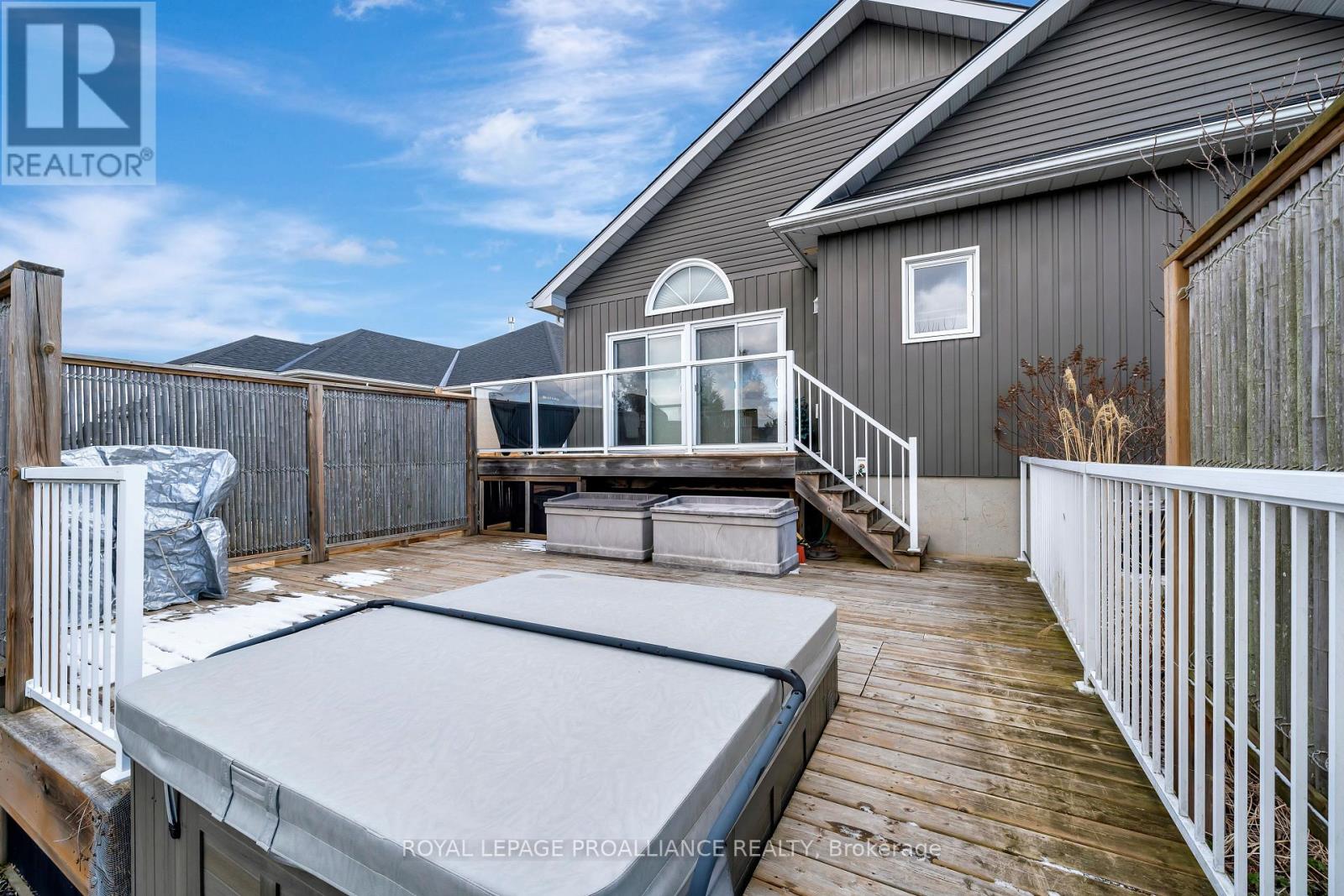 39 Owen Street, Prince Edward County (Hallowell Ward), Ontario  K0K 2T0 - Photo 26 - X12090331