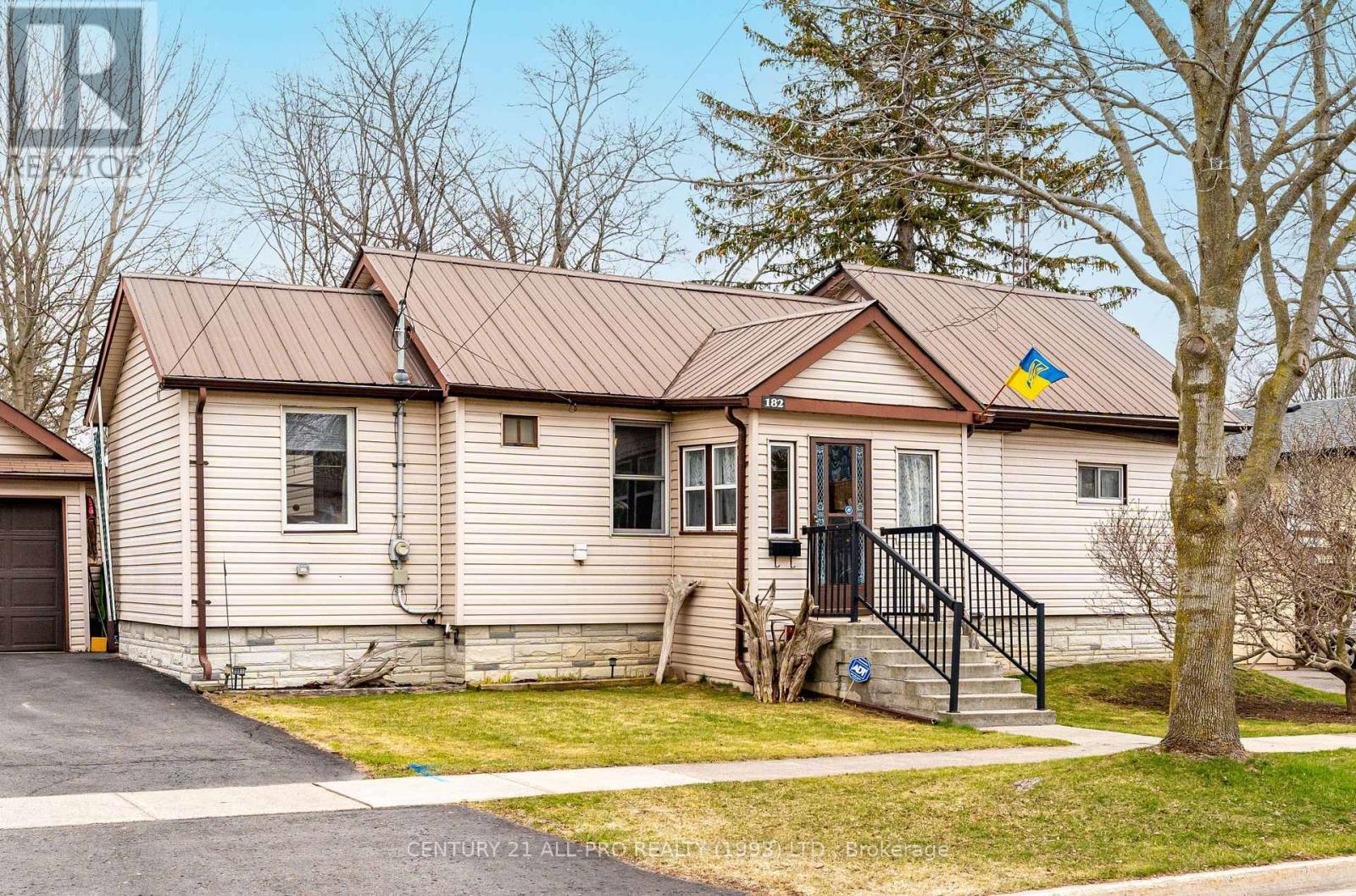 Property at 182 FORTH STREET image 1