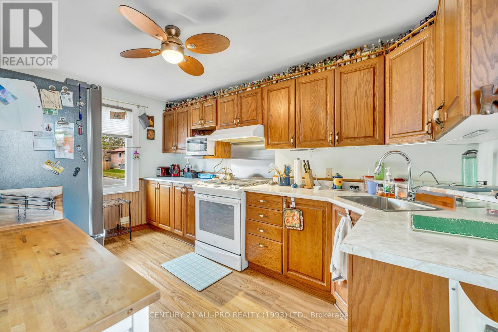 Property at 182 FORTH STREET image 3
