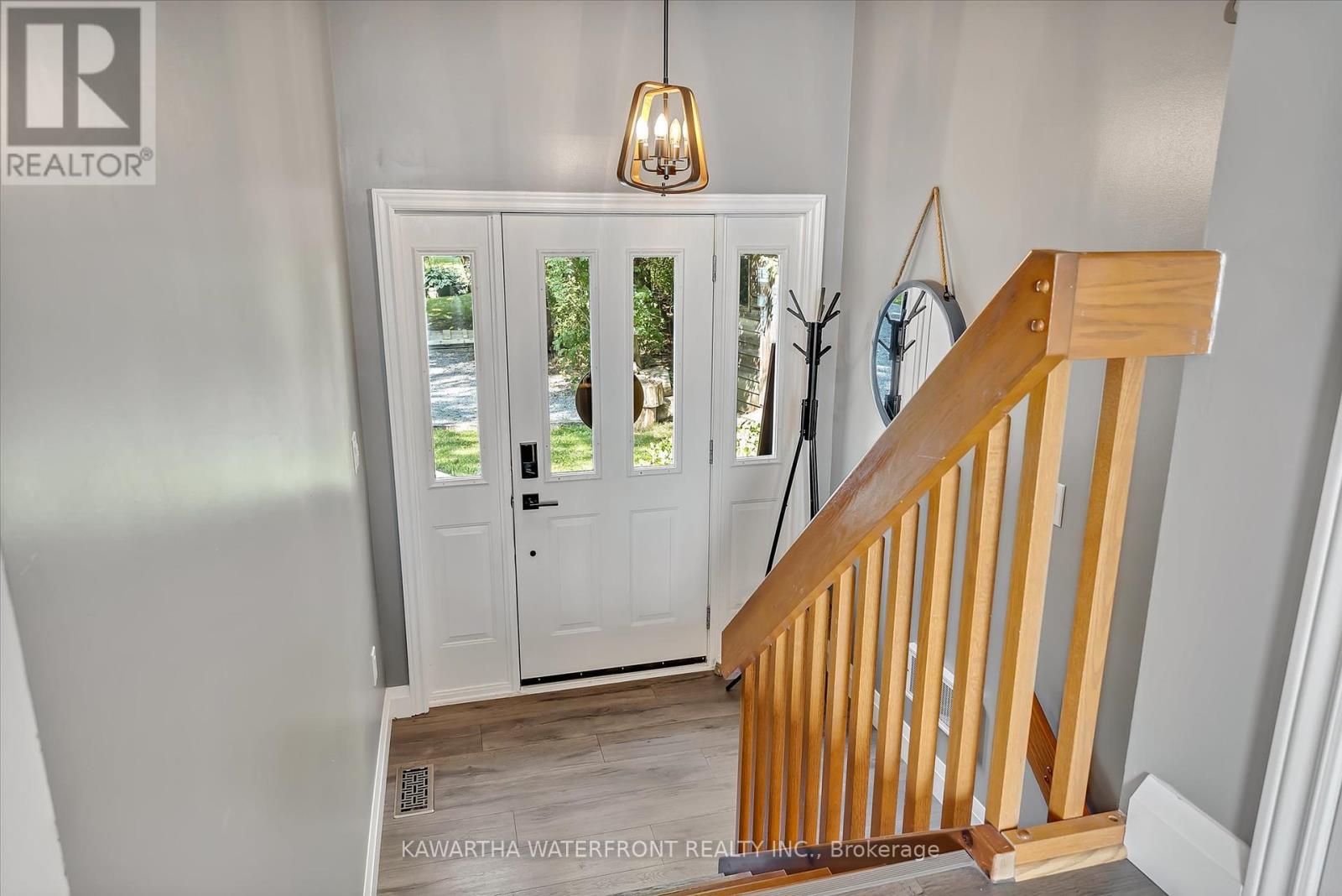 Property at 62 BETTY'S BAY ROAD image 4
