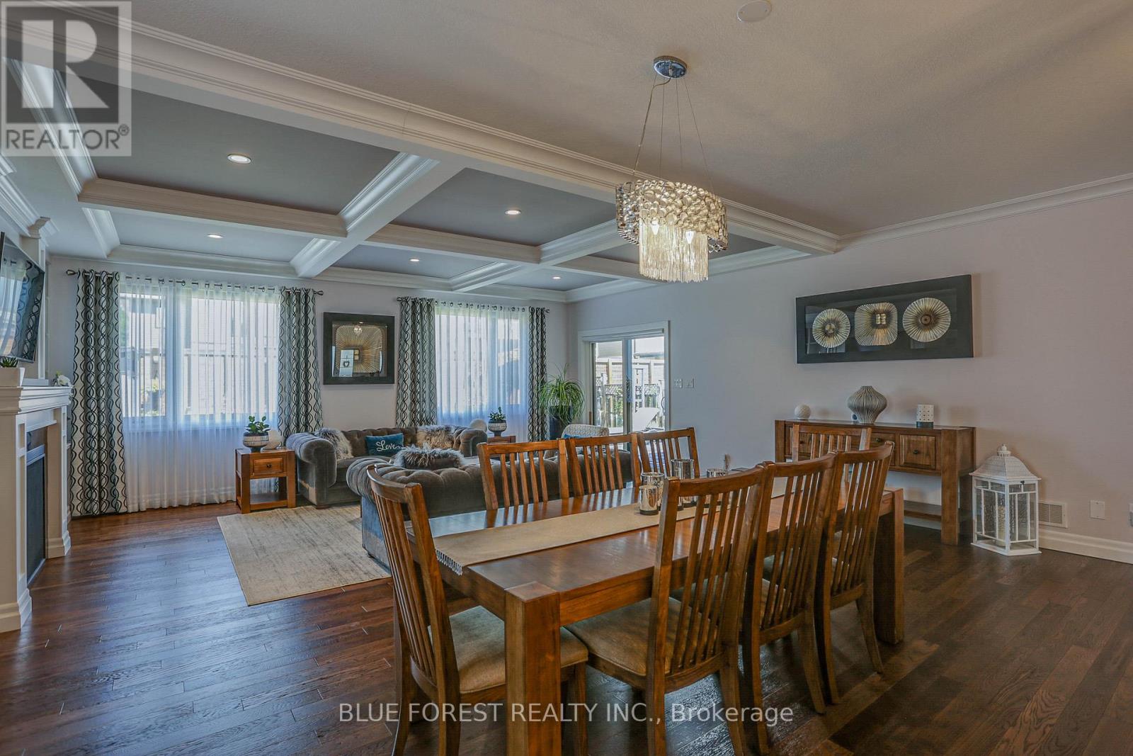 17 Royal Crescent, Southwold, Ontario  N5P 3T2 - Photo 16 - X12089940