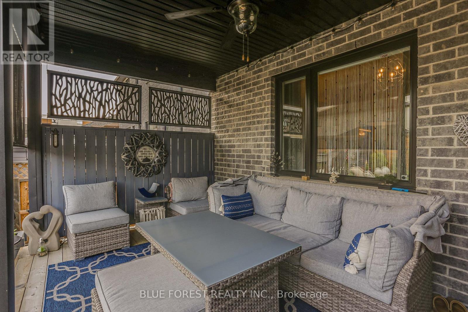 17 Royal Crescent, Southwold, Ontario  N5P 3T2 - Photo 28 - X12089940