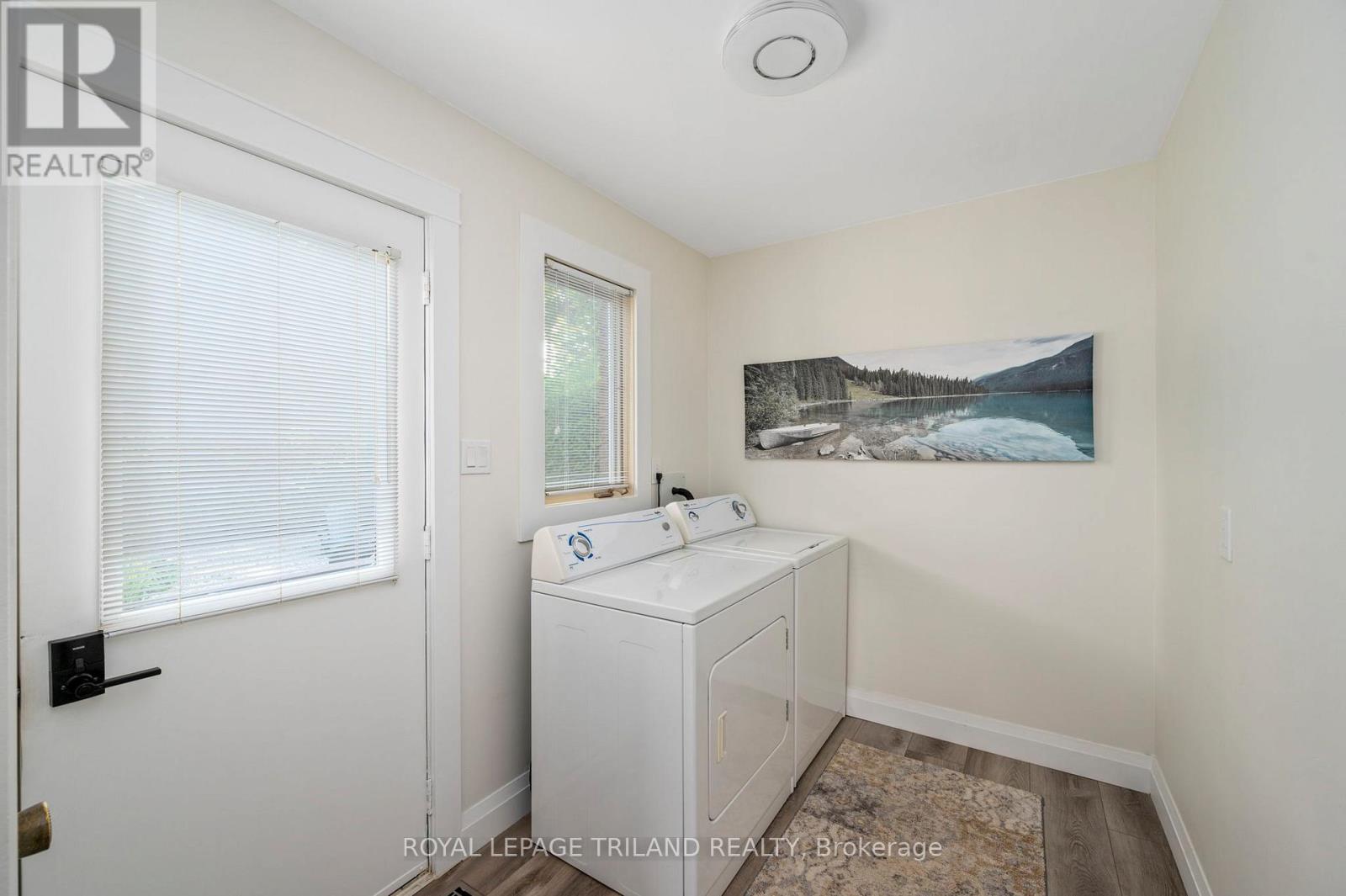 215 Kitchener Avenue, Central Elgin, Ontario  N5L 1A3 - Photo 16 - X12090015