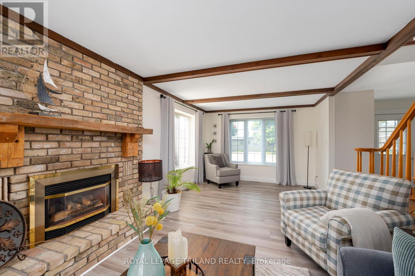 215 Kitchener Avenue, Central Elgin, Ontario  N5L 1A3 - Photo 6 - X12090015